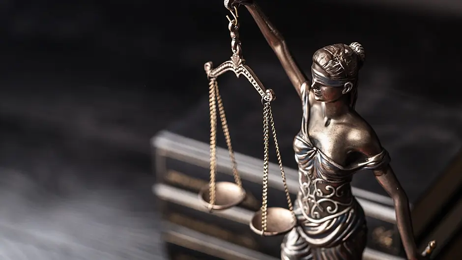 West Cork courts in chaos as solicitors leave scheme Image