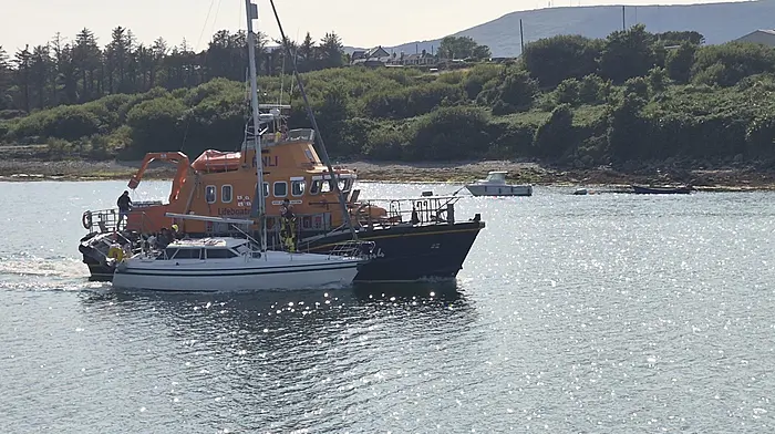 Castletownbere RNLI lifeboat to yacht in distress off West Cork coast Image
