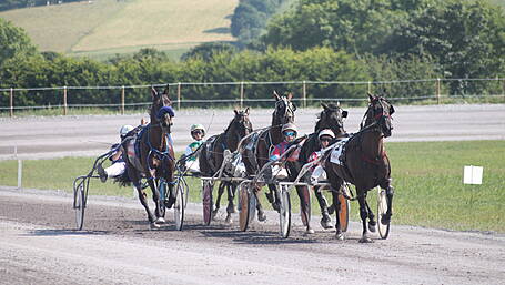 Eoin Murphy marks Irish call-up in style with double at Lyre Image