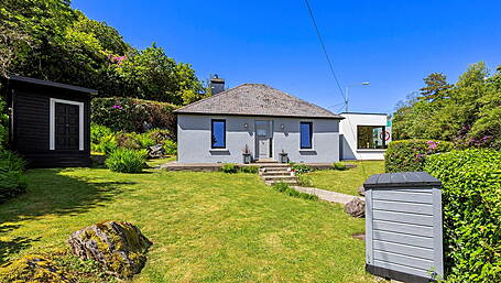 HOUSE OF THE WEEK: West Cork cottage with coastal views guided at €369k Image