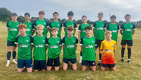 Lyre Rovers extend their lead in U15 Schoolboys Premier League Image