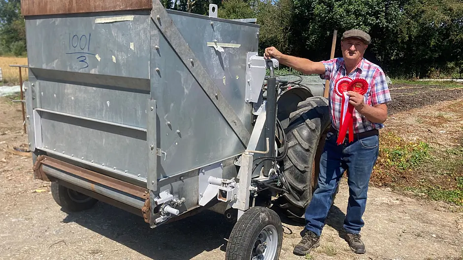 Ballinadee engineer wins top prize for his invention Image