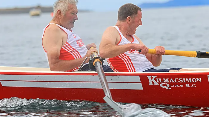 KIlmacsimon Quay's veteran crew in action. (Photo: Valerie O’Sullivan)