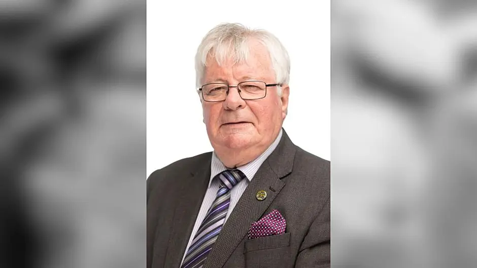 Vote to fill seat of late Joe Carroll Image