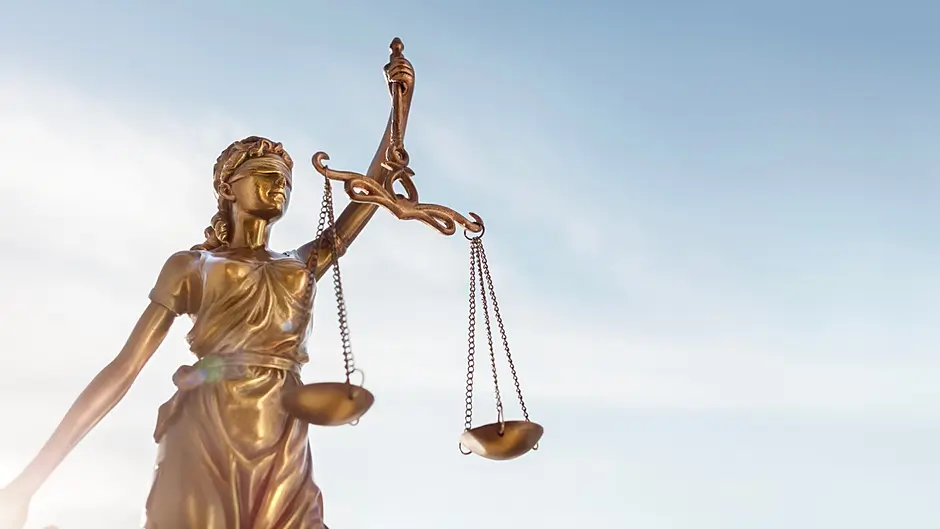 New solicitor apprentice scheme launched for school leavers Image