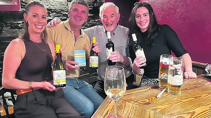The Féile na Gaeilge table quiz attracted full house in the Irish Whip with Bobby Wolfe as MC.  Quiz competitors included Michelle O’Shea, Liam Shanahan, Eugene McSeeney, and Maeve McSweeney.