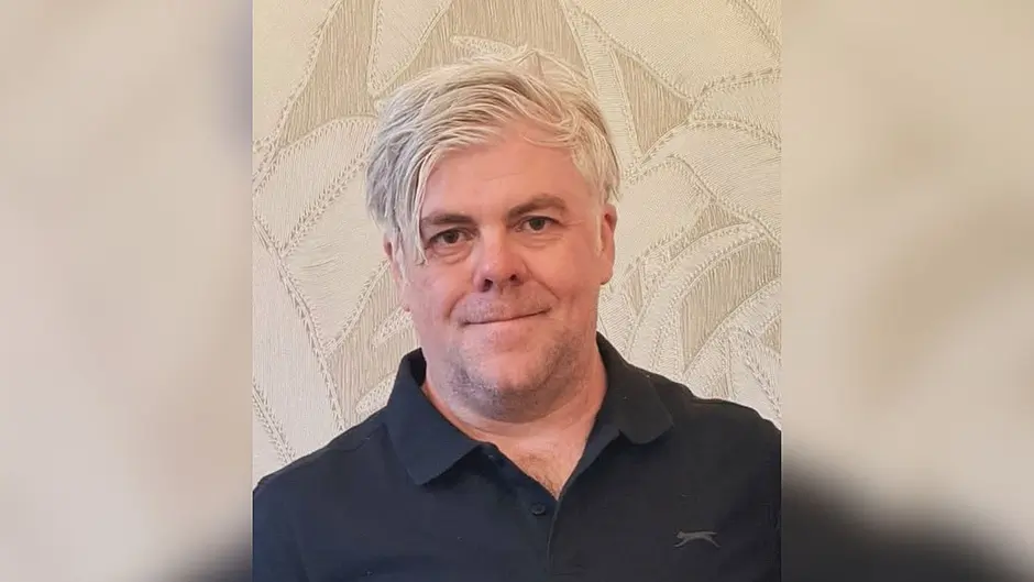 Bandon singer Martin Leahy targets Irish no 1 spot with Israel protest single Image