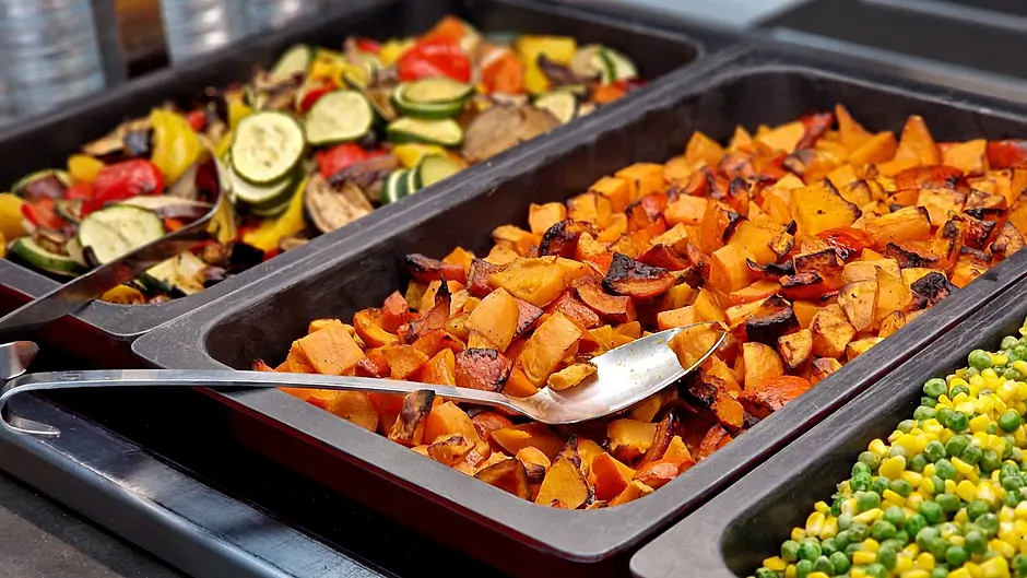Cork TD pushes for overhaul of Hot School Meals Programme Image