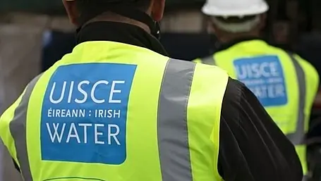 Overnight repair works for 'significant' burst main on N71 Bandon Road Image