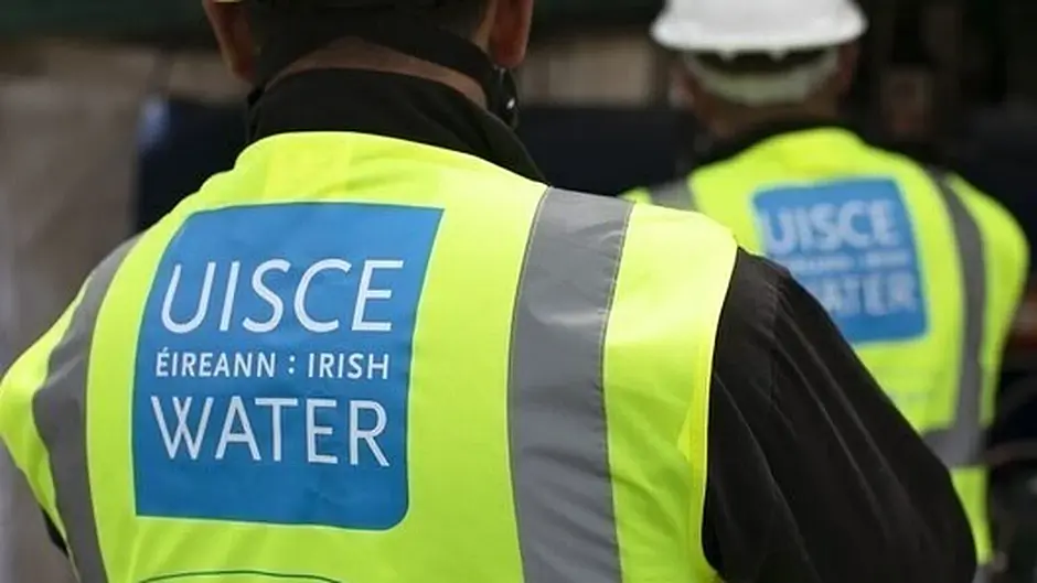 Overnight repair works for 'significant' burst main on N71 Bandon Road Image