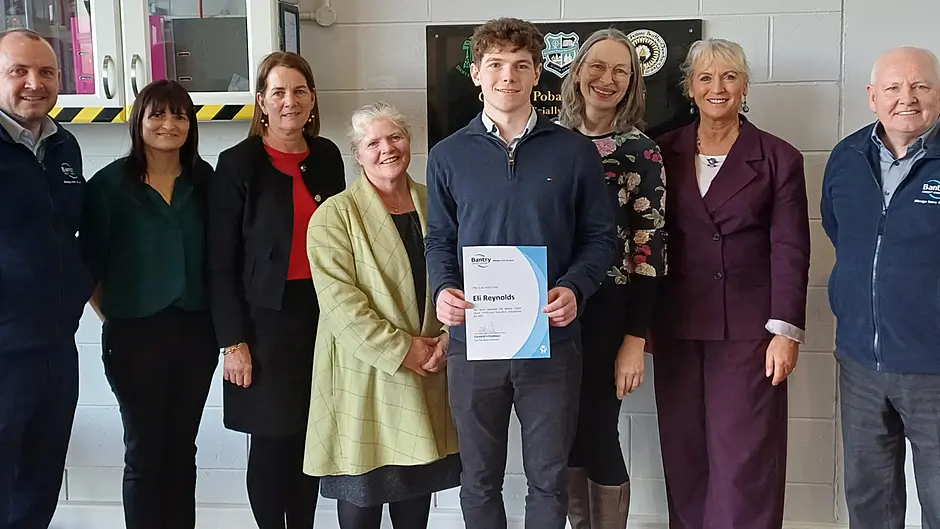 Eli receives €10,000 bursary Image