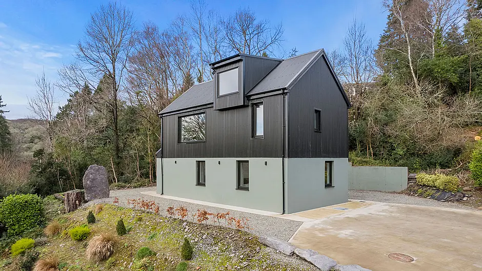 HOUSE OF THE WEEK: Spacious Glengarriff three-bed over three floors Image