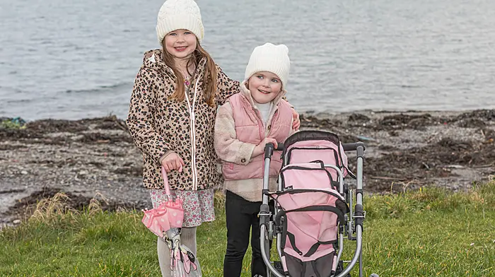 Róise and Éala O’Sullivan enjoying a walk at Dinish in Castletownbere.  (Photo: Anne Marie Cronin)