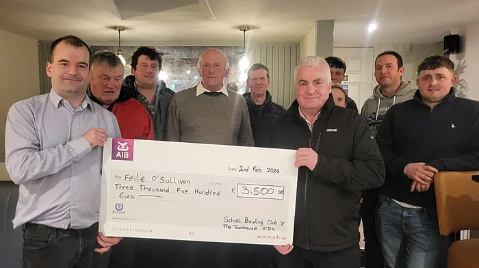 Niall O’Regan and members of Schull Bowling Club presenting a cheque of €3,500 to Councillor Finbarr Harrington for the Stand with Feile Fund. Thanks was expressed to the Townhouse for hosting the card nights and the presentation.