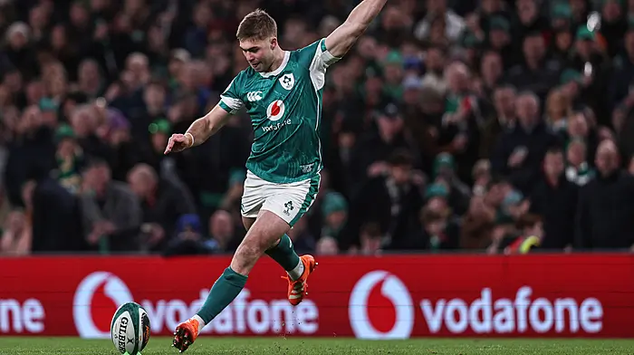 Régis Sonnes: Jack Crowley can play 10, 12 or 15 Image