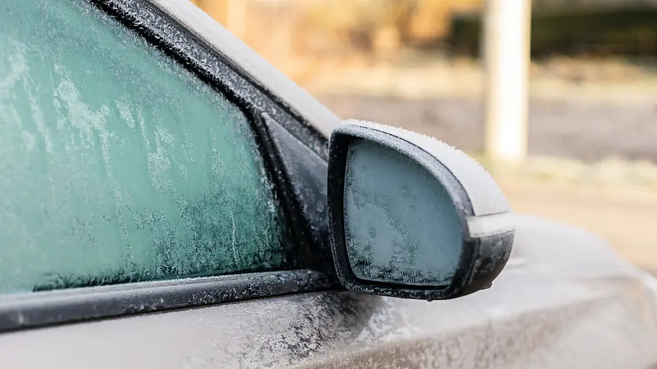 Weather Alert: Status Yellow low temperature and ice warning issued for entire country Image