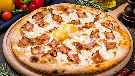 Plans to open pizza place at ex butchers in Clonakilty Image