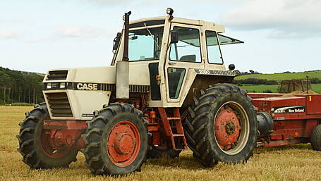FARM CLASSICS: Brown on the Case with streamlined 90 series Image