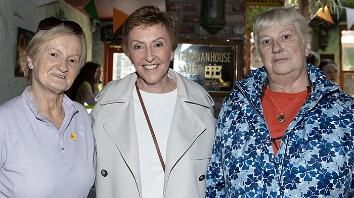 Majella O’Donnell (centre) at the coffee morning in De Barra's Folk Club with local ladies Nellie Nagle (left) and Kathleen Houlihan.   (Photo: Martin Walsh)