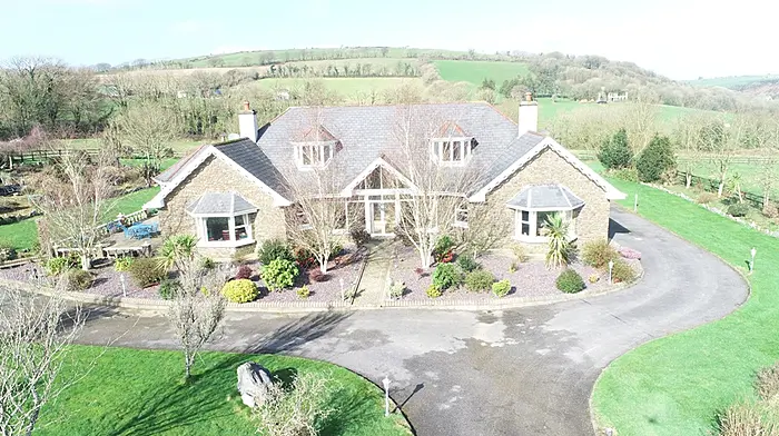HOUSE OF THE WEEK: Luxury meets privacy and tranquility at magestic Ardley Image