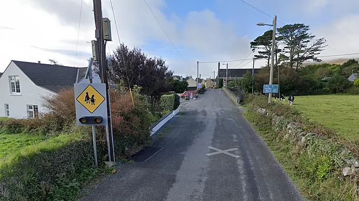 Clear road markings needed on road from Durrus to Sheep’s Head due to heavy fog Image