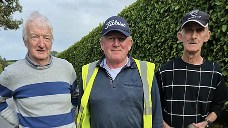 ROAD BOWLING: Vintage fare around the county of Cork Image