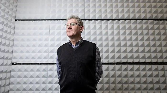 Skibbereen-born quantum physicist Prof Séamus Davis awarded prestigious Michael Faraday Medal Image