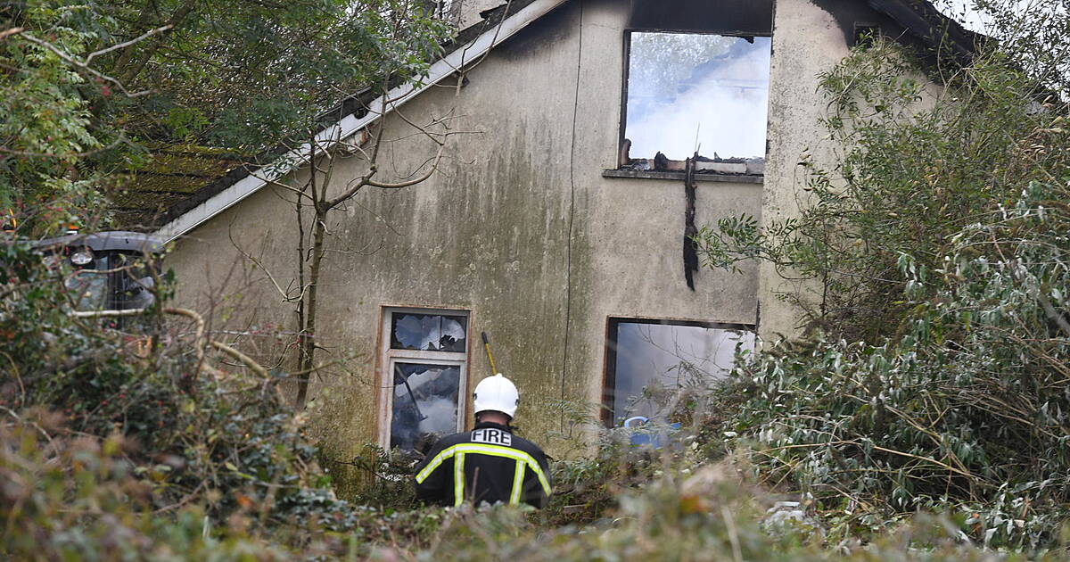 The two people who died following a house fire at Raheen near Crossbarry  yesterday morning have been named as Willie and Geraldine Hawkes.The couple, who were in their 70s, were well-known in the area and lives closed to the Crosspound Bar.It is understood one of them raised th