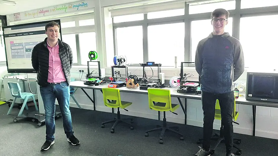 Kinsale students face up to pandemic with 3D masks Image