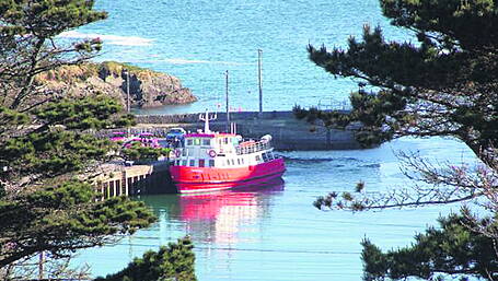 Relying on tourism, our islands are still wary of welcoming back visitors Image