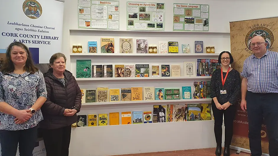 Beekeepers are buzzing about sweet new library book scheme Image