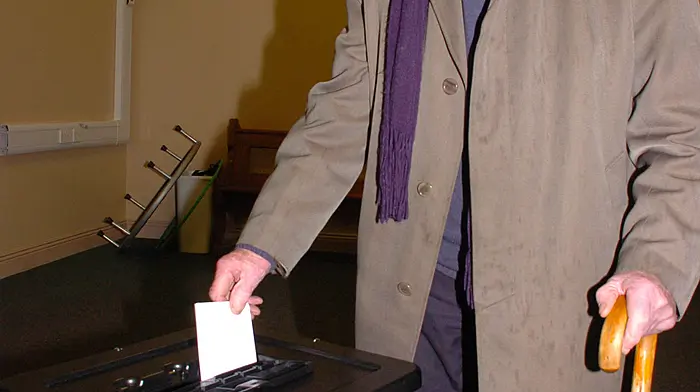 Three generations are recalled in voting photo Image