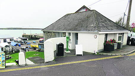 Former Baltimore health centre (850 sq ft) sells for €270k Image