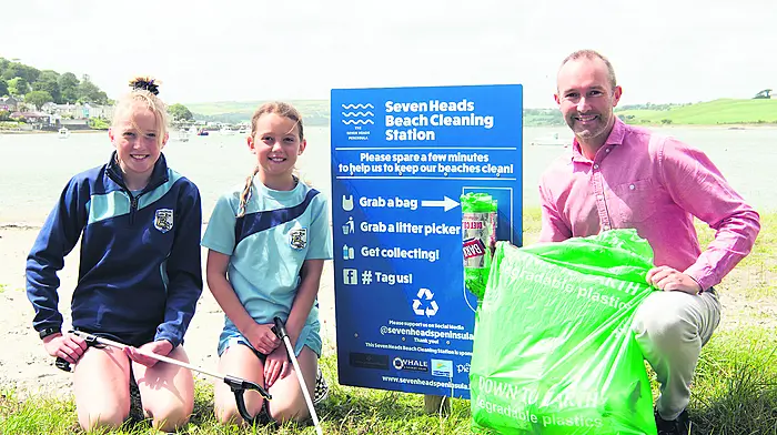 Civic-minded sisters lead way with Seven Heads beach clean Image