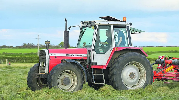 FARM CLASSICS: Massey Ferguson 699 - the smooth six cylinder Image