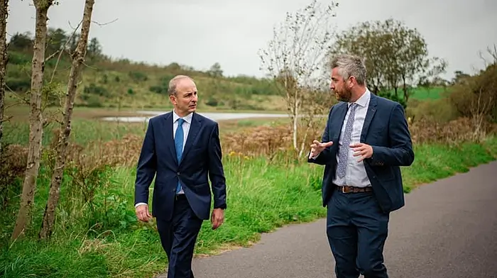 Taoiseach visits Beara to meet fishing industry representatives Image