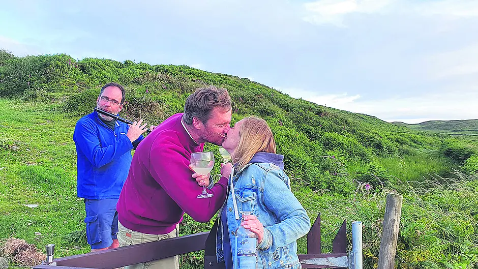 Kissing gate on Cape Clear aims to set hearts a-fluttering Image