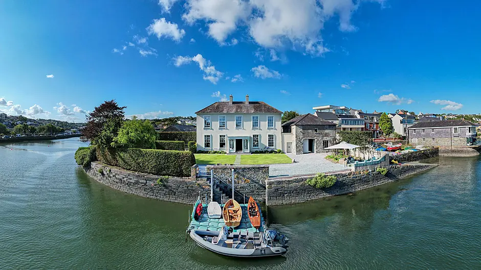 An exceptional restoration project was undertaken at Raffeen and the result is an incredibly beautiful modern, family home with period features.