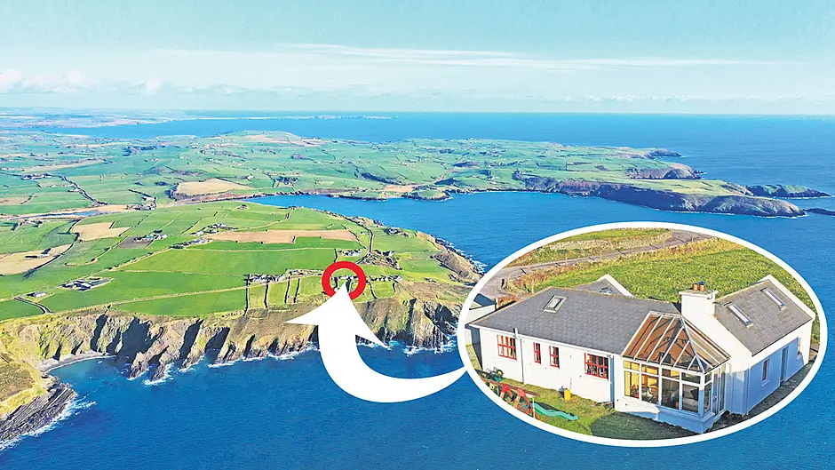 Modernised cottage with fabulous sea views