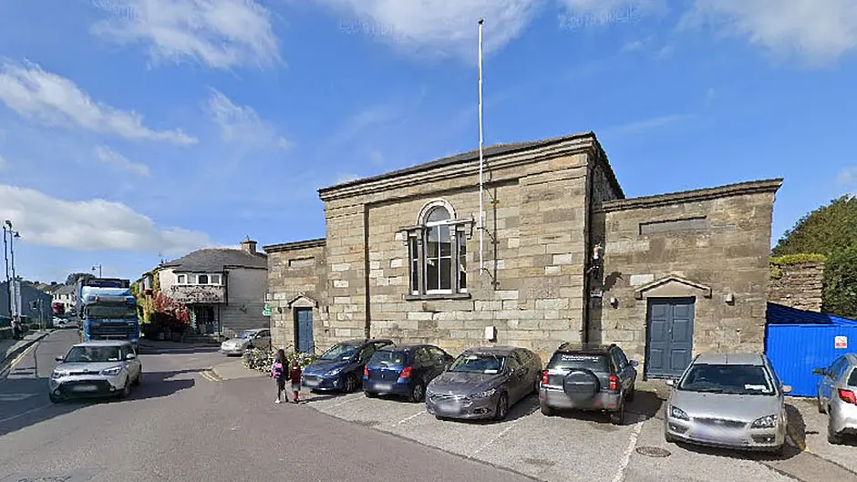 ‘If ye don’t let me in, I will shoot ye’ man told scared house occupants Image