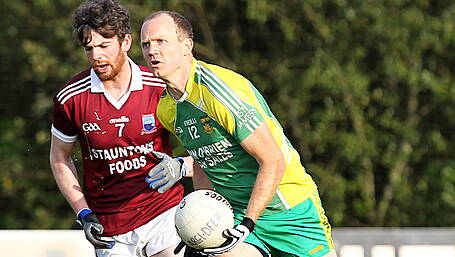 St James outclass Bal to show they mean business  Image