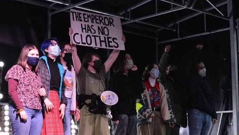 Skibbereen's Saoi joins protest at Cop26 Image