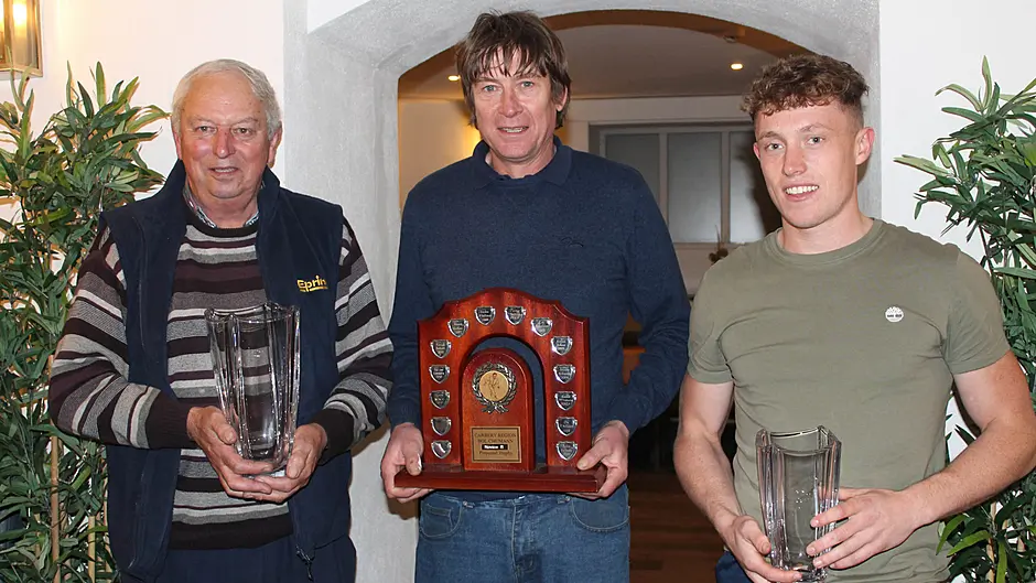 Shannon powers to Carbery novice B road-bowling title Image
