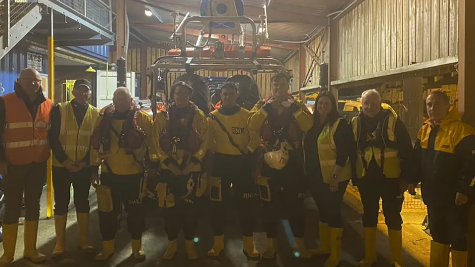 Union Hall RNLI assist vessel in difficulty off Galley Head Image