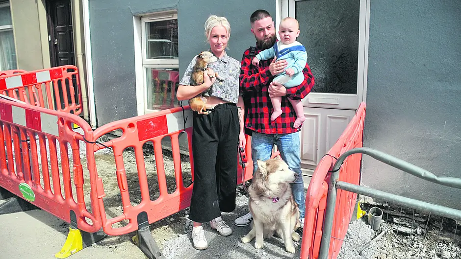 Family flees noisy roadworks Image
