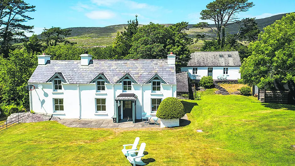 The separate guest cottage presents great options including inter-generational living, a home industry or a holiday rental. Interiors in both houses are stylish and contemporary, with high-end finishes used throughout.