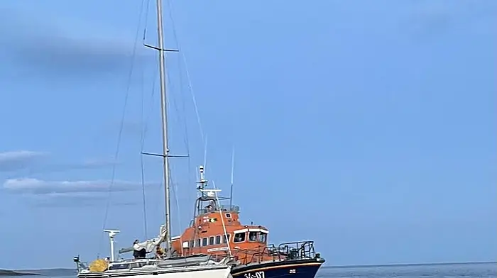 Courtmac RNLI rescue stricken yacht Image