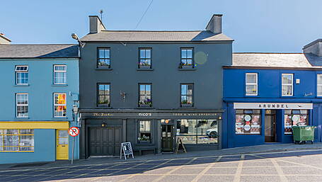 HOUSE OF THE WEEK: Three-bed apartment with food business for €1.2m Image