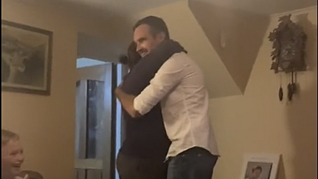 WATCH: West Cork farmer surprises family on return home from New Zealand Image
