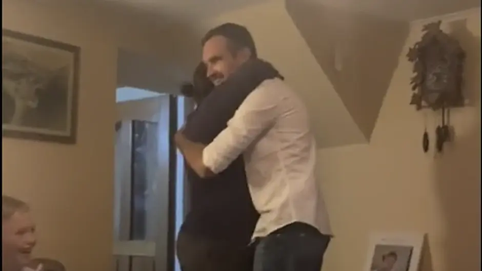 WATCH: West Cork farmer surprises family on return home from New Zealand Image